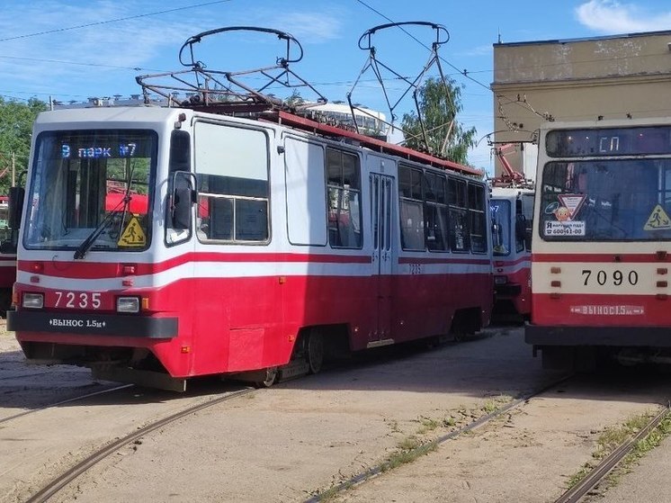 До начала декабря в Петербурге перестанет ходить трамвай №51