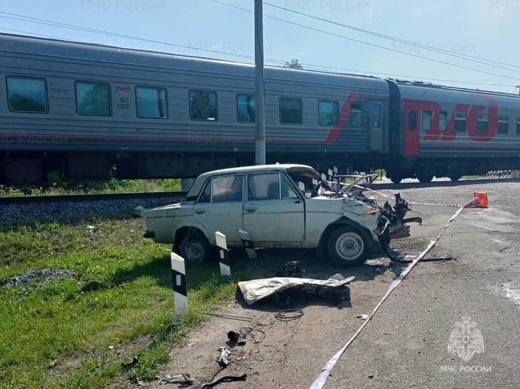 Костромские ДТП: «Hyundai Kreta» против «Лада Ларгус», ВАЗ против поезда