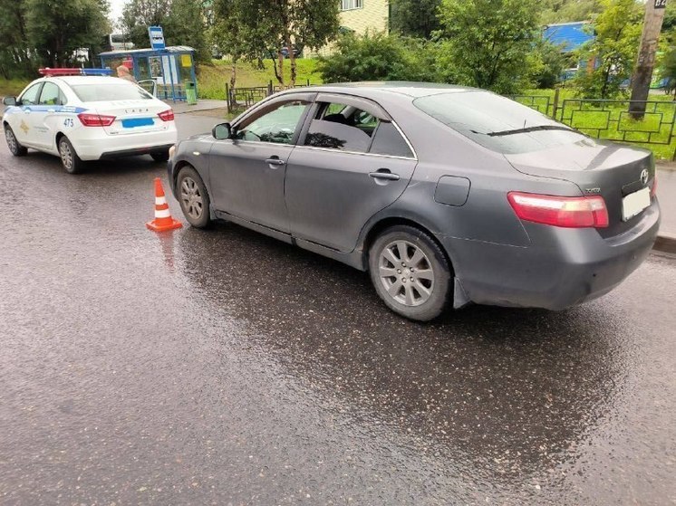 Водитель Toyota сбил пешехода в Мурманске