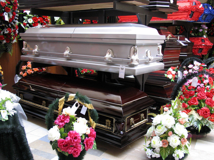 Mash: украинцы массово подделывают свидетельства о собственной смерти, чтобы избежать призыва