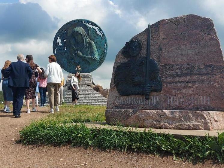 Историки ДНР посетили Северо-Запад России