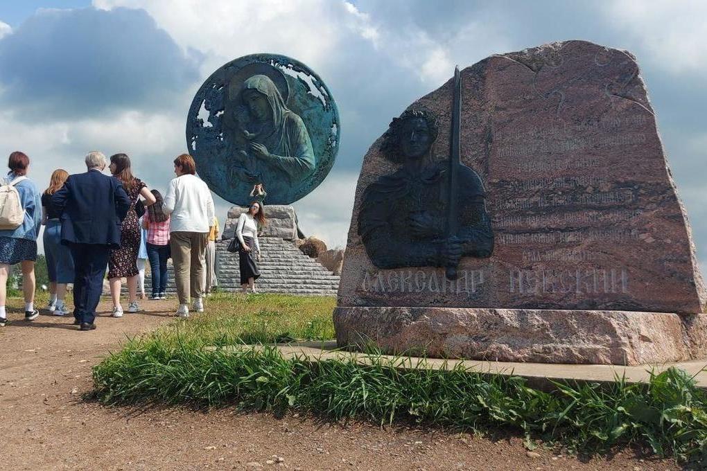 Историки ДНР посетили Северо-Запад России