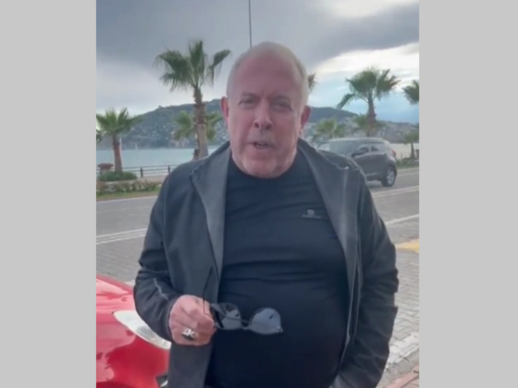 Россияне высмеяли Макаревича* после его жалоб на сервис в Израиле