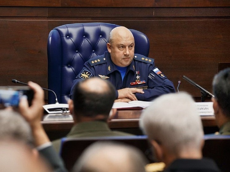 Месяц неизвестности: генерал Суровикин по-прежнему не выходит на связь