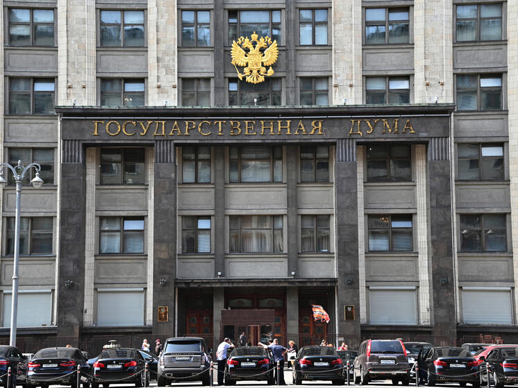 Госдума разрешит проходящим военную службу по призыву заключать контракты на год