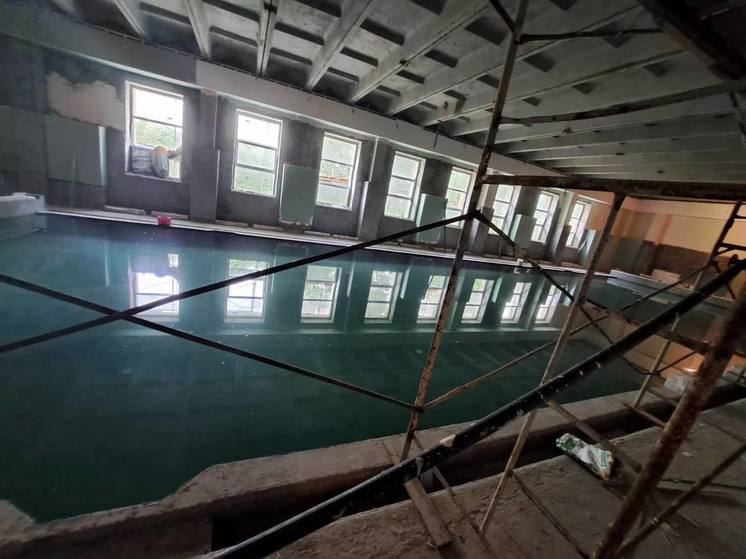 В Железноводской школе завершается капремонт бассейна