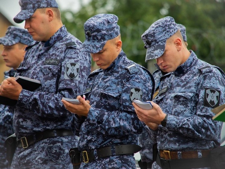 Пензенские росгвардейцы помогли заблудившемуся мальчику попасть домой