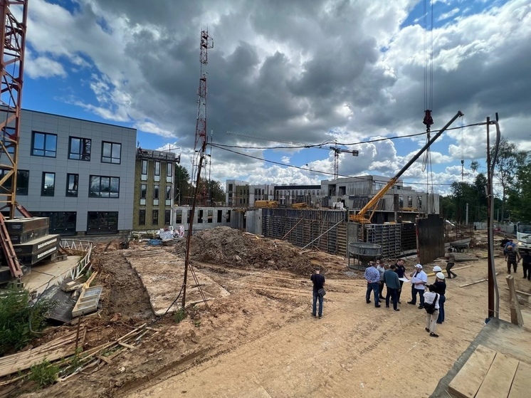 Строительство здания физико-математического лицея в Сергиевом Посаде завершится до конца года