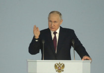 Юрий Ушаков подтвердил, что Владимир Путин не поедет на саммит БРИКС в Йоханнесбурге: это решение было принято российским лидером и президентом ЮАР 15 июля
