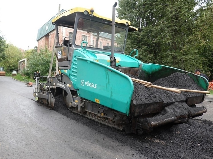В Серпухове благоустраиваются дворовые территории
