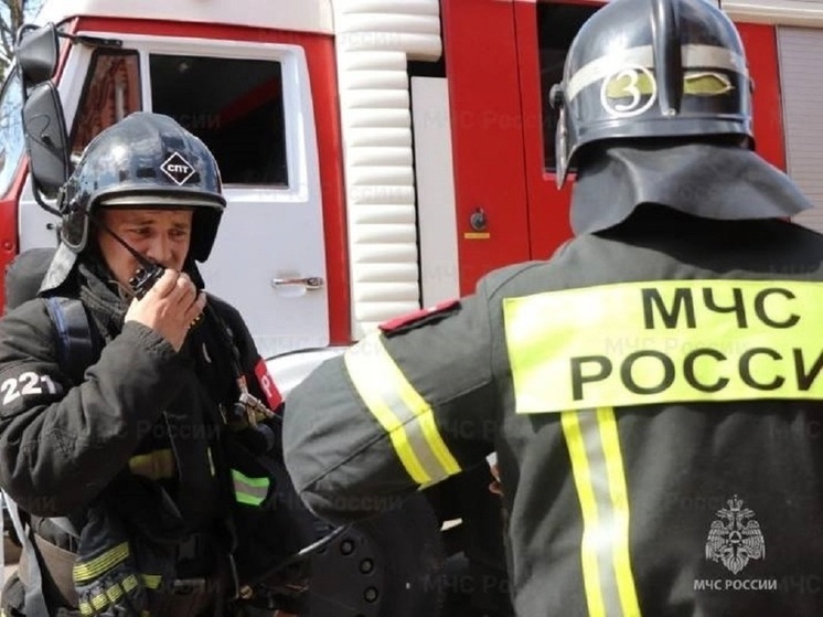 В Орле мужчину придавило автомобилем