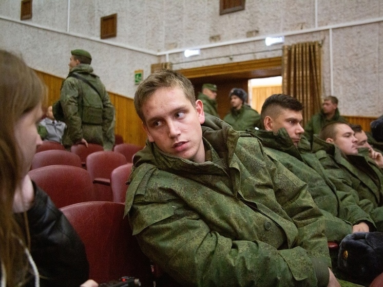Участники СВО получили приоритет при поступлении в новосибирские техникумы и колледжи