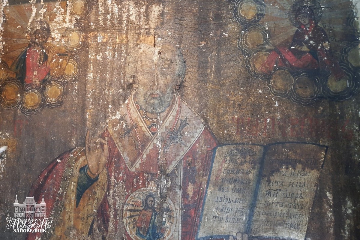 Старинная икона из собрания Костромского музея открыла свое настоящее лицо