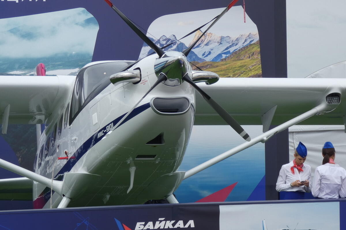 Твс-2дтс (самолет «байкал») авионика. Байкал узга самолет. Многоцелевой самолет лмс 901 байкал. Лмс-901 «байкал» самолет. Лмс 192 самолет.