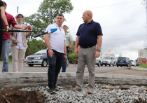 В настоящее время в Хабаровске ремонтируют одну из важных трасс, которая проходит по улице Тихоокеанской