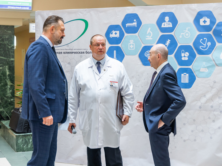 Ведущие трансплантологи страны высоко оценили работу югорских врачей
