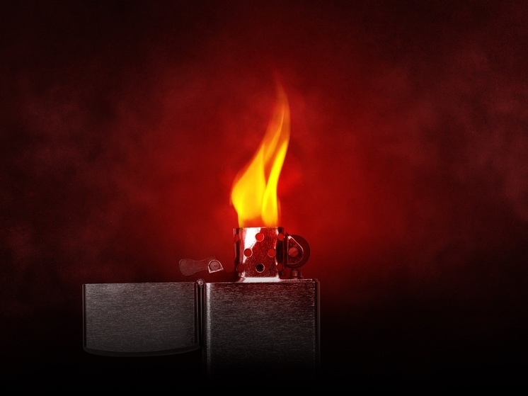 Жителя Карелии с обгоревшими руками доставили в больницу