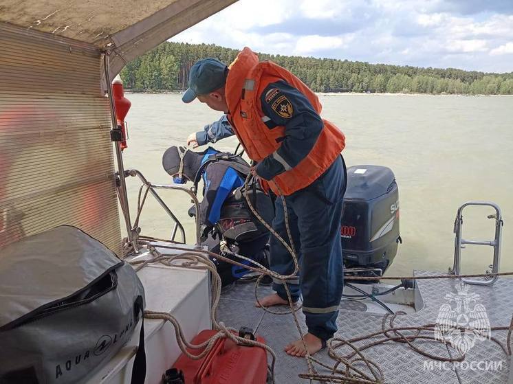 Под Новосибирском спасатели нашли мертвым мужчину, выпавшего с гидроцикла