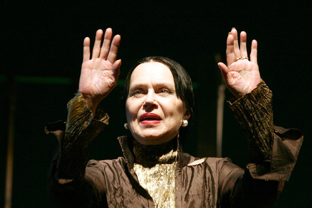 Умерла  Нина Дробышева: последние фото звезды Театра Моссовета