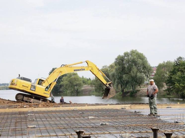 Благоустройство набережной у «Конпрока» планируют завершить до конца этого года