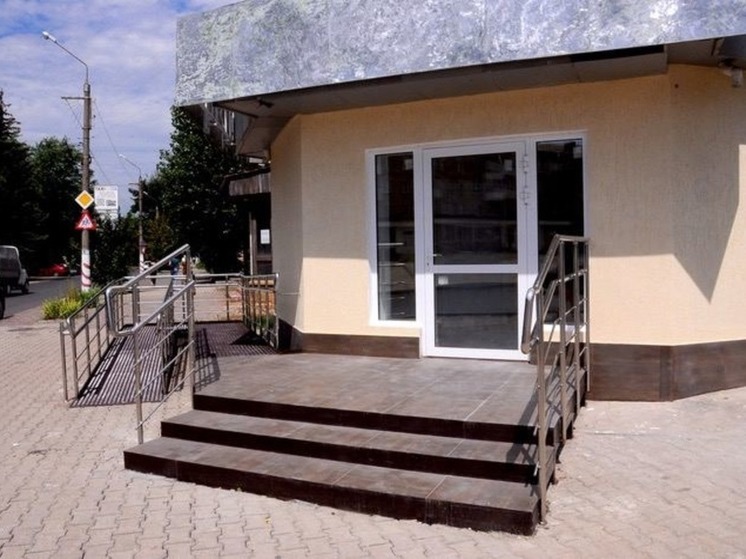 Специалисты Красноярского края отремонтировали здание МФЦ в ЛНР