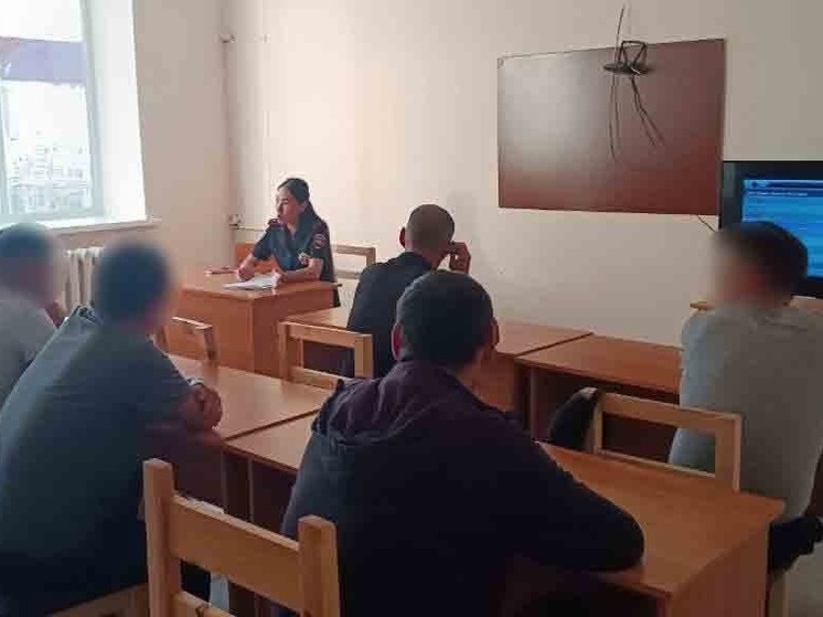 В Туве с осужденными за пьяное вождение полицейские проводят беседы