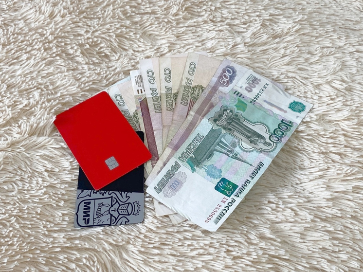 Томский рецидивист украл банковскую карту пенсионерки и потратил с неё деньги