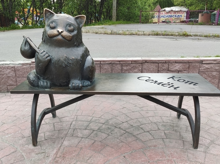 Памятник коту Семену: от Кремля пешком