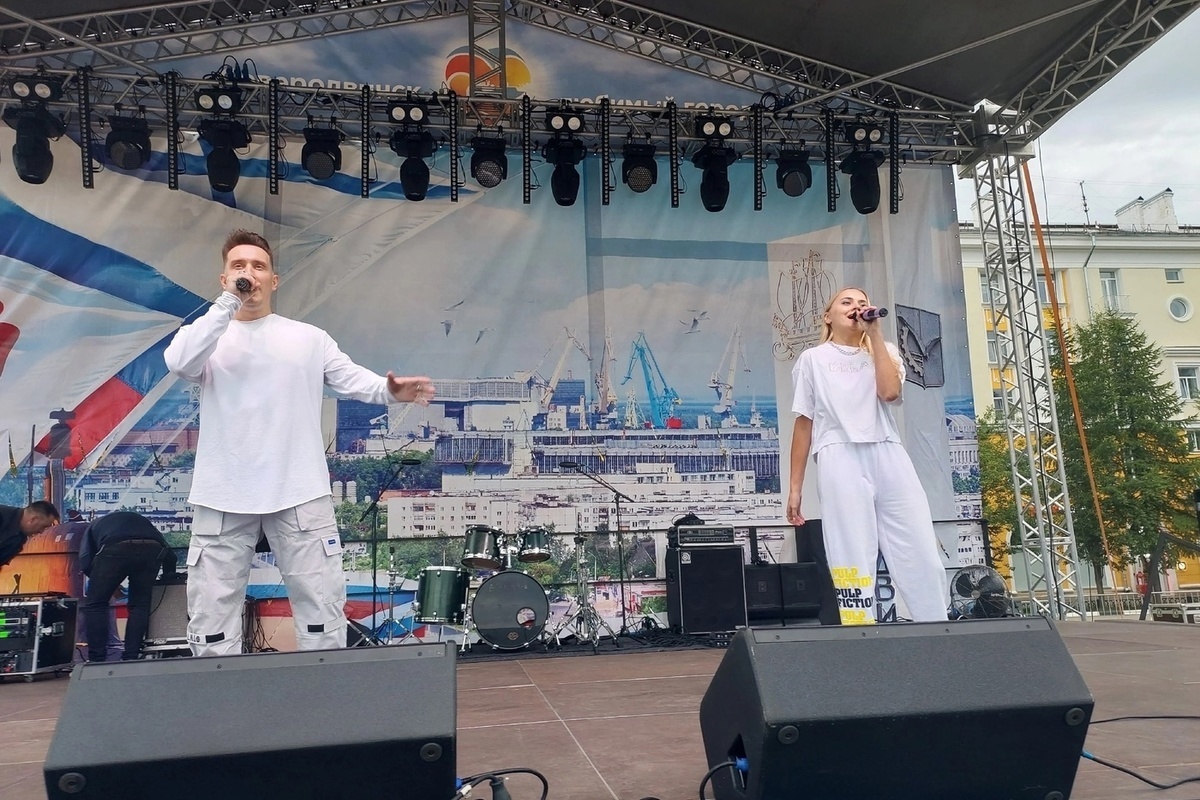 На центральной площади Северодвинска состоялся благотворительный концерт