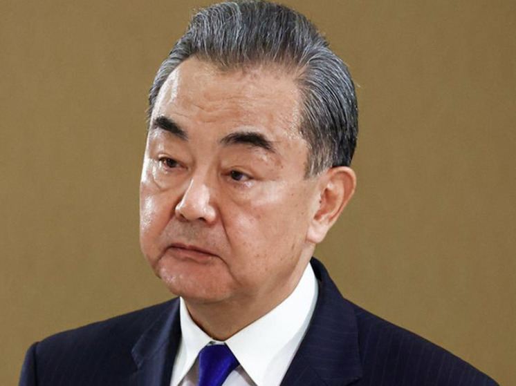 «Новый старый» министр Ван И: «воин-волк» китайской дипломатии