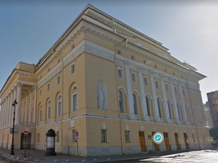 Министр культуры и туризма Калининградской области оценил освежитель воздуха в туалете Александринского театра
