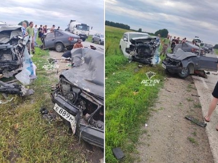 Двое детей и отец пострадали в лобовом ДТП под Новосибирском: «Москвич» с семьей разорвало пополам