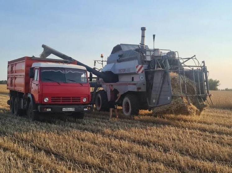 В районе Калмыкии проконтролировали ход уборочной кампании