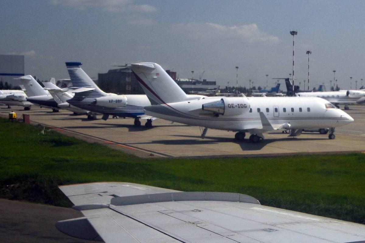 Внуково закрыт. Dassault Falcon 900ex. Bombardier Global 5000. Фалькон 900. Cardiff Aviation Ltd.