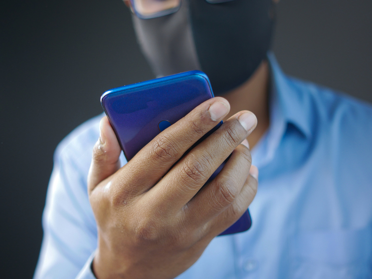 В Орловской области парень продал чужой телефон и стал фигурантом уголовного дела