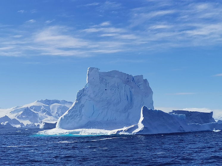 Ученых встревожило исчезновение антарктического льда размером с Аргентину