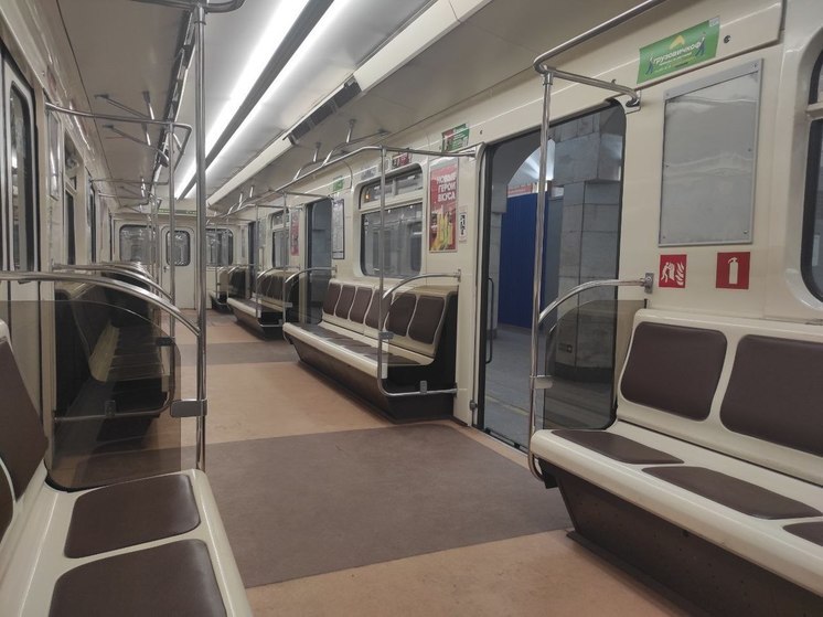 Станцию метро «Адмиралтейская» открыли на вход