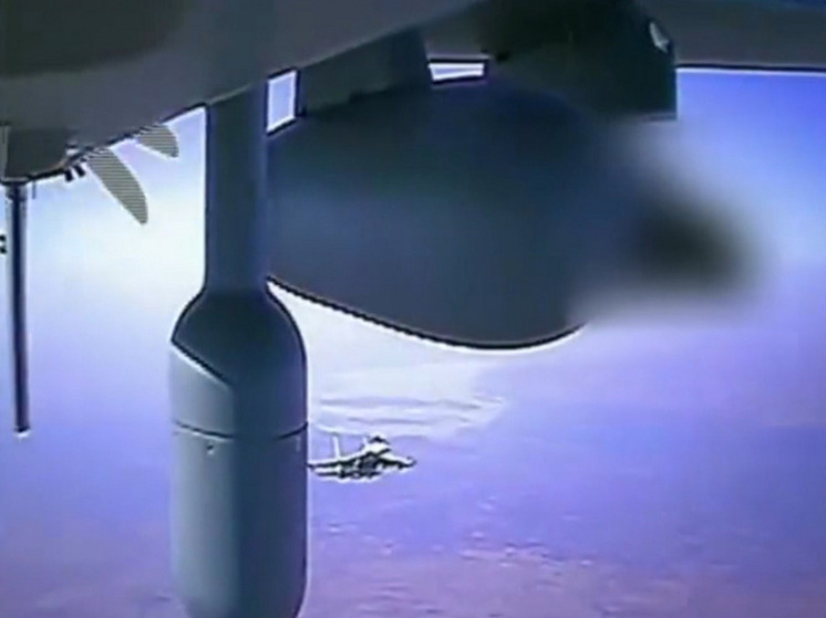 Беспилотник США MQ-9 опасно сблизился с Су-34 ВКС России над Сирией