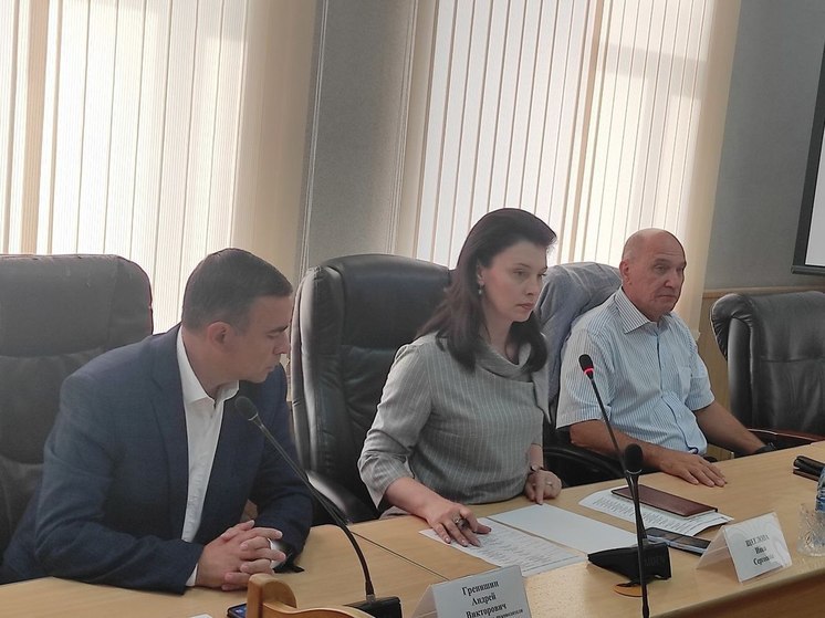 Инна Щеглова начала свою первую планерку в мэрии Читы с поручения ЕДДС