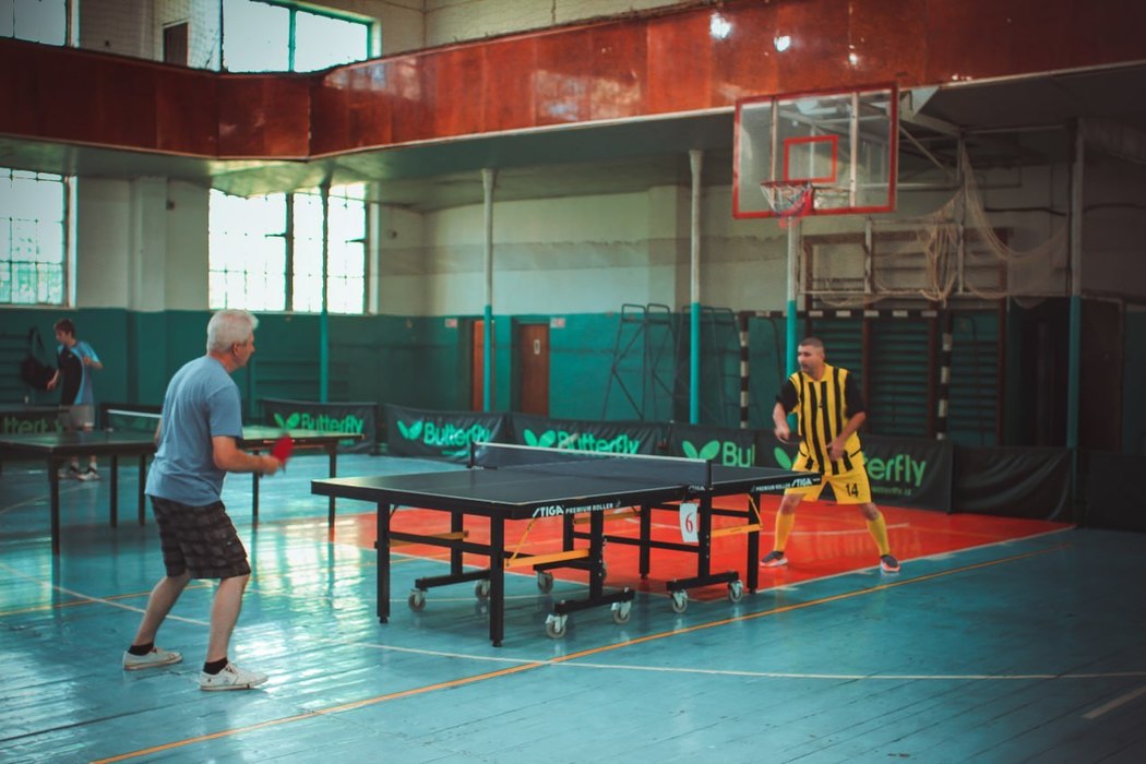 Первенство по настольному теннису в Армавире: Яркие кадры спортивного события