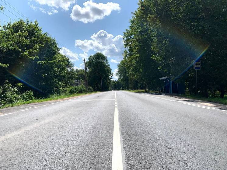 8 километров дороги в Пыталовском районе ввели в эксплуатацию после ремонта