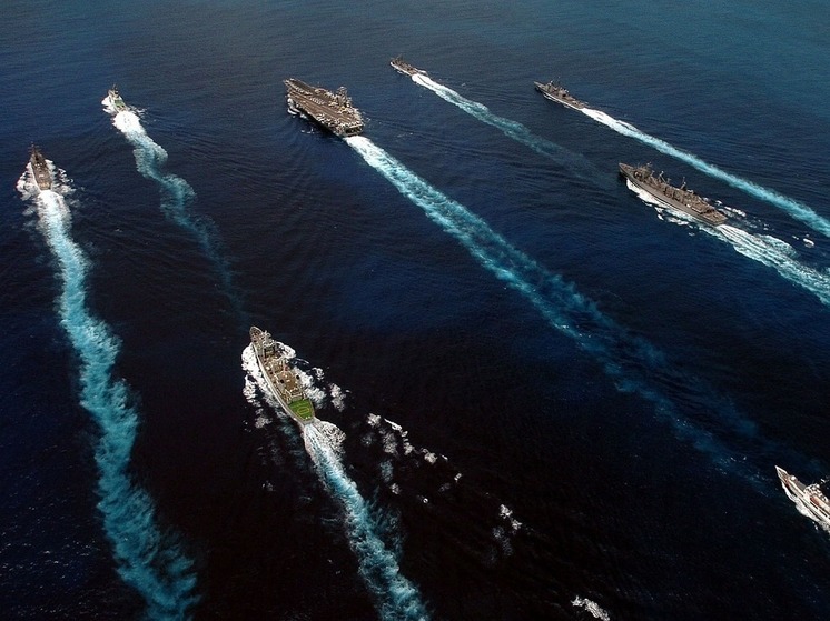 Минобороны: украинские войска предприняли атаку беспилотных катеров на Черноморский флот