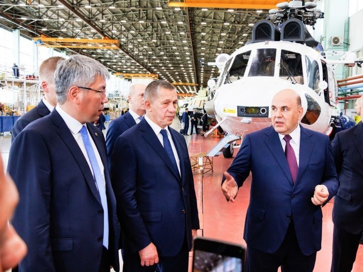 Премьер-министр России посетил крупнейшие промышленные предприятия в столице Бурятии
