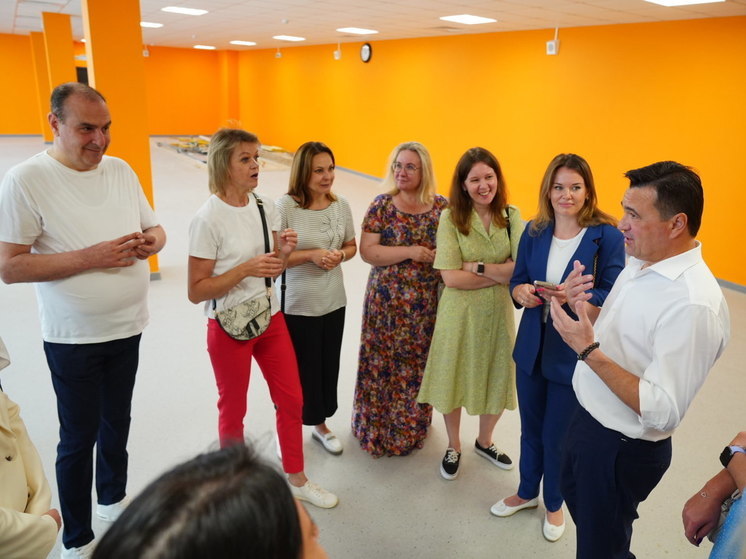 Андрей Воробьев оценил готовность новой школы в Щелково