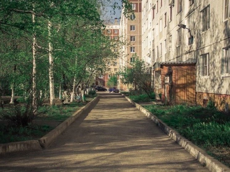 В Курске за неделю выявили 9 нарушений санитарного состояния дворов