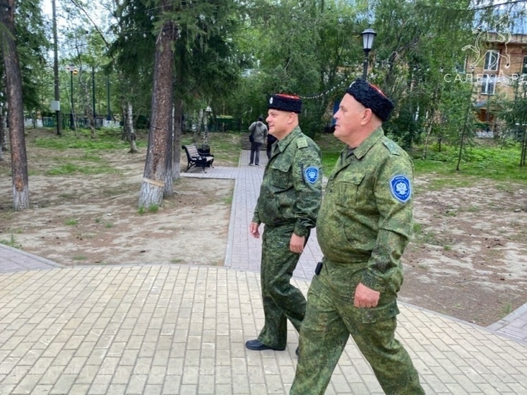 В Салехарде пьяные бездомные «оккупировали» места отдыха: казаки вышли в рейд