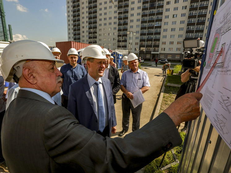 Новую школу на улице Забалуева на 850 мест достроят до конца 2023 года