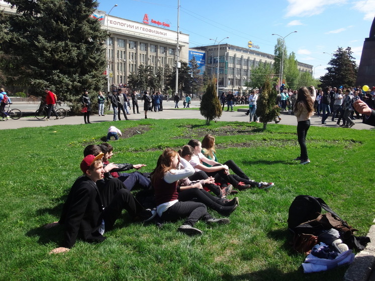 В Саратове городские власти частично переименовали Театральную площадь