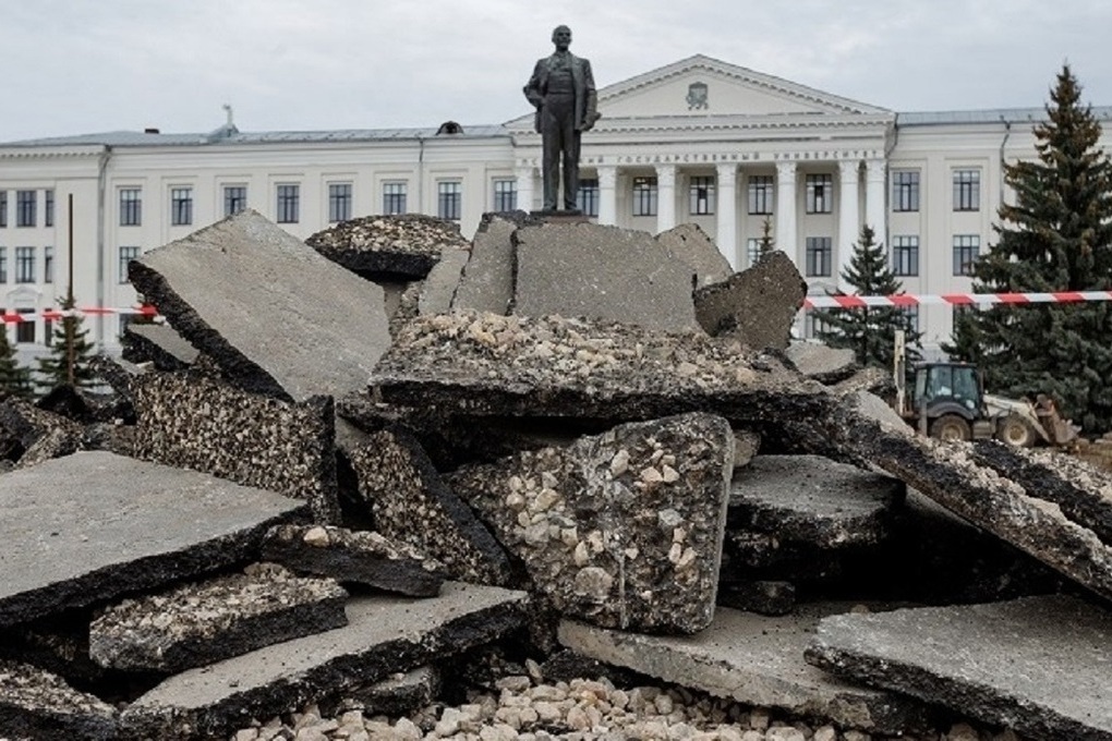 Вождь или фонтан: будущее площади Ленина обсудили на ПЛН FM