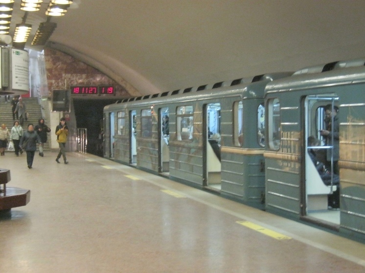 Житель Новосибирска скончался на станции метро «Гагаринская»